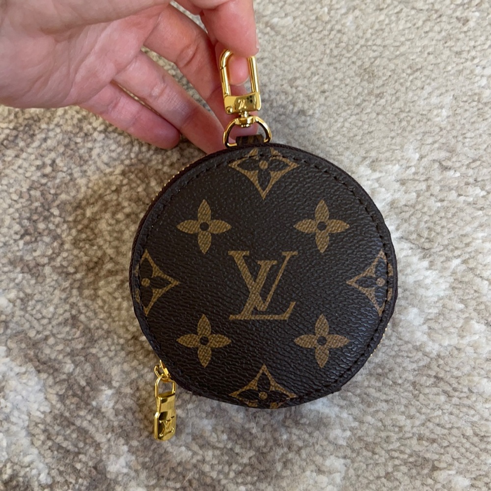 Auth Louis Vuitton monogram multi pochette accessories round coin purse
